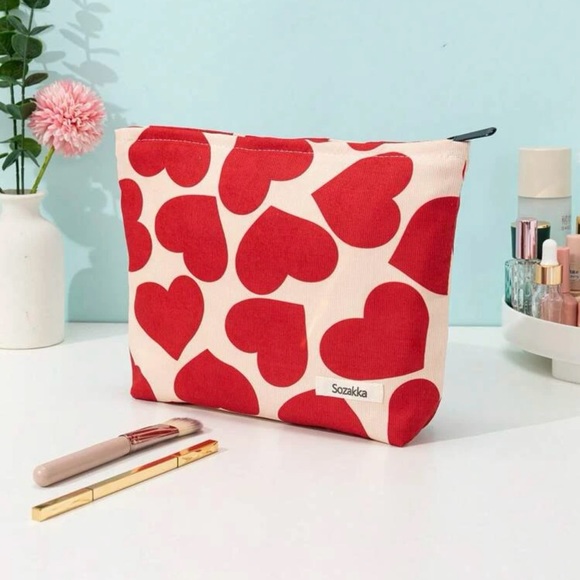 New items - Picture 1 of 16